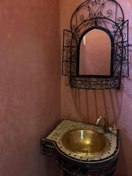Ryad De Charme Authentique Piscine Calme Marrakesh Luaran gambar