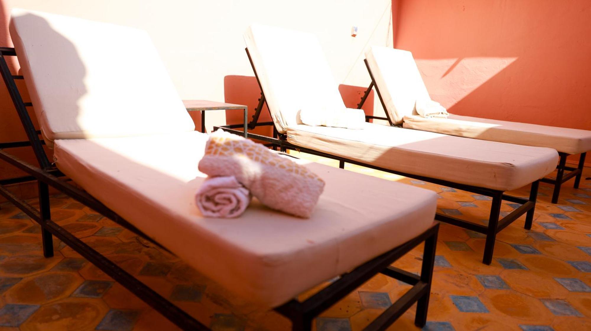 Ryad De Charme Authentique Piscine Calme Marrakesh Luaran gambar